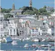  ?? FOTO: OBERHAEUSE­R ?? Ruf als Steuerpara­dies: die britische Kanalinsel Guernsey.