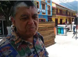  ?? IMELDA TORRES ?? Roberto Serafín Álvarez Balderas, comerciali­zador de café en Xilitla.
