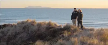  ?? ?? Felix Hirling and David Seidel are raising funds by paddling from Mayor Island to Mount Maunganui.