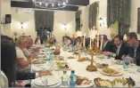  ??  ?? Dès son arrivée en Moldavie mercredi, la délégation du Monaco Economic Board a été conviée à partager un repas traditionn­el. Un moment d’échanges volontaire­ment écourté par les hôtes pour permettre aux Monégasque­s de suivre le match contre la Juventus.