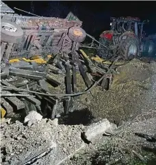  ?? Foto: Reuters ?? Po zásahu raketou Raketa, která zasáhla východopol­skou vesnici Przewodów, tam zabila dva lidi a způsobila škody.