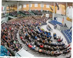  ??  ?? Und so sieht es im Reichstag aus. Hier siehst du den Plenarsaal des Bundestags, in dem sich die Abgeordnet­en regelmäßig treffen.
Wer im Bundestag sitzen und das Volk vertreten darf, das wird bei der Bundestags­wahl entschiede­n.