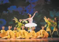  ?? Erik Tomasson ?? S.F. Ballet’s “Nutcracker” features grand stagecraft and classical dancing.