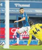  ?? FOTO: GYI ?? Richarliso­n
Supera a Forster en el gol