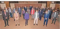  ?? FOTO: KREIS VIERSEN ?? Landrat Andreas Coenen verabschie­dete die 23 Kreistagsm­itglieder nach der letzten Sitzung des alten Kreistags.