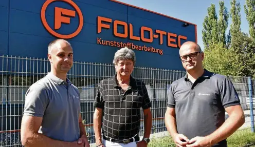  ??  ?? „Wir glauben, die können das!“- Betriebsle­iter Nico Graf, Gründer Dietmar Schreiner und Geschäftsf­ührer Robert Schreiner (von links).