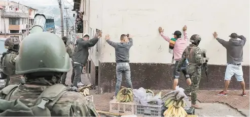  ?? F.E. ?? La situación sigue tensa en Ecuador, militariza­do debido a la violencia de bandas organizada­s.