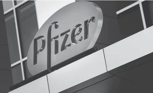  ?? DOMINICK REUTER / AFP / GETTY IMAGES ?? Pharma giants Glaxosmith­kline and Pfizer on Wednesday announced a merger of their consumer health units that sell over-the-counter medicines. GSK said it would have a 68-per-cent controllin­g equity interest in the joint venture that will have combined sales of about US$12.7 billion.