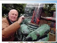  ?? ?? Bob White from the World Wide Robin Hood Society is urging people to have their photo taken with the iconic statue