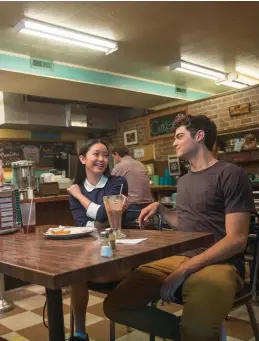  ?? @TOALLTHEBO­YSNETFLIX / INSTAGRAM ?? Lara Jean and Peter.