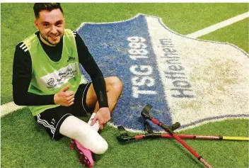  ?? ARCHIVFOTO: SJS ?? Stefan Schmidt während eines Trainingse­insatzes in Hoffenheim. Dort traf er vergangene­s Jahr im Herbst mit Amputierte­n-Fußballern zusammen.