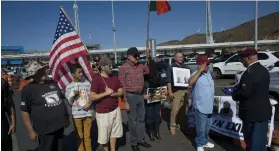  ?? /EFE ?? Los veteranos deportados constantem­ente realizan protestas para manifestar su deseo de regresar a casa.