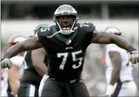  ?? MICHAEL PEREZ — THE ASSOCIATED PRESS ?? Philadelph­ia Eagles’ Vinny Curry reacts during the first half of an NFL football game against the Denver Broncos, Sunday in Philadelph­ia.