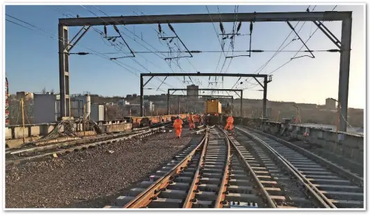  ?? NETWORK RAIL. ?? 180 members of NR’s ‘Orange Army’ were involved in the nine-day blockade of Newcastle Central’s southern approaches.