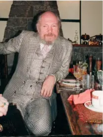  ??  ?? ABOVE: Garech, beautifull­y dressed as usual, at the Roundwood Inn in Co Wicklow. This pub was where Kim Kindersley last set eyes on his uncle before his death