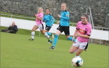  ??  ?? Wexford Youths Women’s goalscorer Aisling Frawley on the attack in the 2-0 victory over UCD Waves in Jackson Park.
