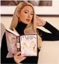  ?? ?? Paris Hilton, 43 anni il 17 febbraio, con la sua autobiogra­fia
in libreria dal 23 gennaio per Magazzini Salani