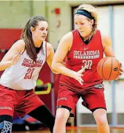  ?? [PHOTO BY NATE BILLINGS, THE OKLAHOMAN] ?? OU senior McKenna Treece, right, is working with the radio broadcast crew after medically retiring from basketball last year.