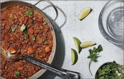  ?? For The Washington Post/TOM MCCORKLE ?? Turkey and Butternut Squash Chili marries cold-weather squash with bold and spicy ingredient­s to offset the mellow sweetness of squash and bring out its savory side.