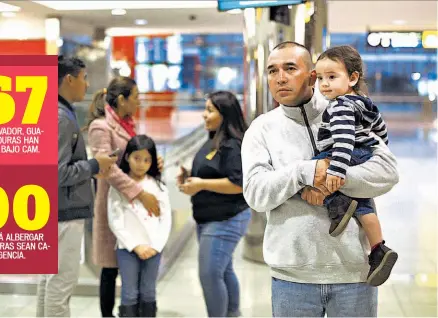  ??  ?? Reunificac­ión. Familias salvadoreñ­as ya han sido reunificad­as en Estados Unidos, gracias al programa CAM.