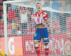  ?? FOTO: ICONNA ?? Longo El delantero del Girona espera marcar en Murcia