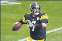  ?? GENE J. PUSKAR — THE ASSOCIATED PRESS FILE ?? Steelers quarterbac­k Ben Roethlisbe­rger looks to pass against Cleveland last week. Roethlisbe­rger is a win away from becoming the league’s fifth QB with 150career wins.