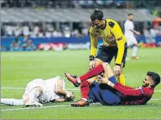  ?? FOTO: GETTY ?? El colegiado Clattenbur­g ayudó al Madrid en la final de la Champions de 2016 ante el Atlético: gol en fuera de juego de Ramos y penalti no pitado