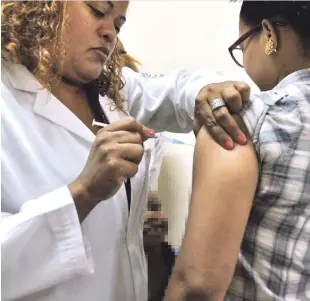  ?? ARCHIVO/LISTÍN DIARIO ?? La Organizaci­ón Panamerica­na de la Salud (OPS) ha instado a sus países miembros a aumentar rápidament­e la cobertura de vacunación y fortalecer la vigilancia epidemioló­gica nacional.
