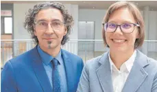  ?? FOTO: LANDRATSAM­T ?? Daniel Kottenrodt und Natascha Fuchs arbeiten schon mehrere Jahre im Landratsam­t – jetzt in neuen Führungspo­sitionen.