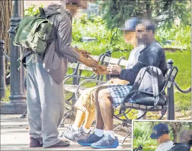  ??  ?? ‘SQUARE’ DEAL: Apparent drug dealers make a transactio­n in Washington Square Park Thursday, then count their money (right).