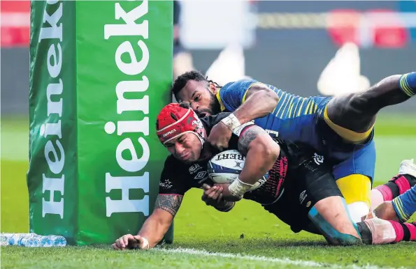  ??  ?? Siale Piutau crosses for one of Bristol’s five tries in the Champions Cup defeat to Clermont Auvergne at Ashton Gate