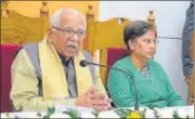  ?? MANOJ YADAV/HT PHOTO ?? ▪ Governor Ram Naik addressing the gathering at the gathering the convention of vice chancellor­s of all the 28 state universiti­es at the CSJM University, Kanpur on Saturday.