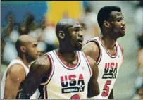  ?? OMEDES ?? Dream Team. Jordan (centro), con Barkley y David Robinson