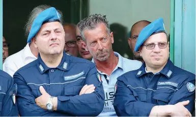  ??  ?? In carcere Massimo Bossetti è stato arrestato il 16 giugno 2014 mentre lavorava in un cantiere a Seriate