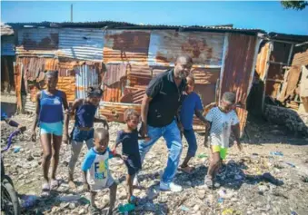  ?? AP ?? ↑ Haití está al borde de una devastador­a crisis de hambre, advirtió ayer el Programa Mundial de Alimentos (PMA) de la ONU.