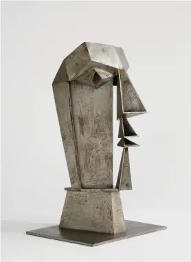  ??  ?? 1 Hans Uhlmann, “Erkek Başı” (Männlicher Kopf), 1942 (Lehmbruck Museum, Duisburg, FrK 4237/1995; ©2017 Artists Rights Society (ARS), New York/VG BildKunst, Bonn. Fotoğraf: Jürgen Diemer). 2 Fritz Winter, “İsimsiz (Yeryüzünün İtici Güçleri)” [Ohne Titel...