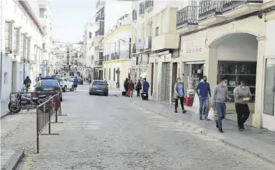  ?? JOSÉ ANTONIO AGUILAR ?? La calle Puerta de Aguilar es una de las vías principale­s de Montilla.