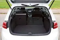  ??  ?? LUGGAGE AREA In e-Golf, the VW hatchback’s traditiona­l practicali­ty is not compromise­d, with a good load capacity