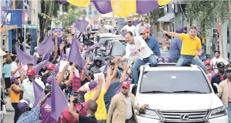  ?? ?? Abel Martínez participó en marchas-caravanas en la provincia La Vega y en San Francisco de Macorís.