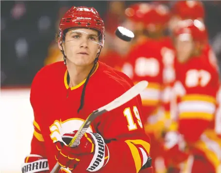 ?? PHOTOS: DARREN MAKOWICHUK/FILES ?? Flames forward Matthew Tkachuk is still on the sidelines trying to get a new deal as training camp opens.
