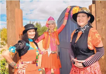  ?? JIM THOMPSON/JOURNAL ?? The all-female folk rock group JeeZ LaWeeZ opens the Summer Nights concert series Thursday at the Botanic Garden. Members include, from left, Katie Gill, Nancy Harvin and Amy Blackburn.