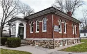  ?? Ned Gerard/Hearst Connecticu­t Media ?? The former Nichols Library building in Trumbull on March 22.