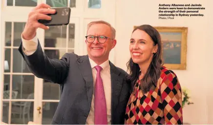  ?? Photo / Pool ?? Anthony Albanese and Jacinda Ardern were keen to demonstrat­e the strength of their personal relationsh­ip in Sydney yesterday.