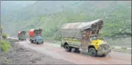  ?? WASEEM ANDRABI/HT ?? Goodsladen trucks from across the border on their way to Salamabad near Uri in Jammu and Kashmir.