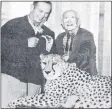  ?? FILE ?? Bill Provan, right, showed little fear when wildlife conservati­onist Al Oeming stopped by the Windsor Elms nursing home with Tawana, a 130-pound cheetah, in 1993. The big cat was six-yearsold and owned by Oeming.