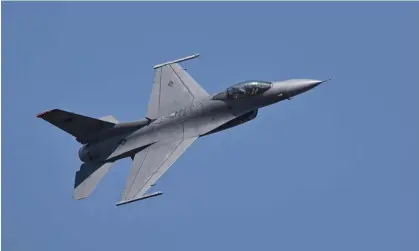  ?? AFP/Getty Images ?? A US air force's F-16 fighter jet. A similar plane shot down an unidentifi­ed flying object over Lake Huron. Photograph: Manjunath Kiran/