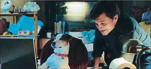  ?? RTTVE ?? A la mascota Max le da vida Ramsés, nieto de Cook, el perro conocido por su personaje de Pancho en los anuncios de la lotería
