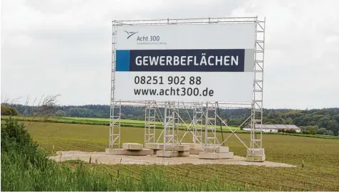  ?? Archivfoto: Erich Echter ?? Im Interkommu­nalen Gewerbepar­k vermarkten Aichach und Dasing die Grundstück­e gemeinsam.