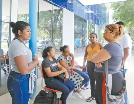  ?? REGINALDO PIMENTA DIVULGAÇÃO/ ARQUIVO PESSOAL ?? Familiares do jogadores do Esporte Clube Vila Maria Helena estiveram ontem no Hospital Adão Pereira Nunes, em Saracuruna