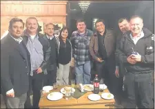  ??  ?? Senadores efrainista­s y del movimiento Equipo Joven reunidos ayer con el senador Blas Llano (gentileza).